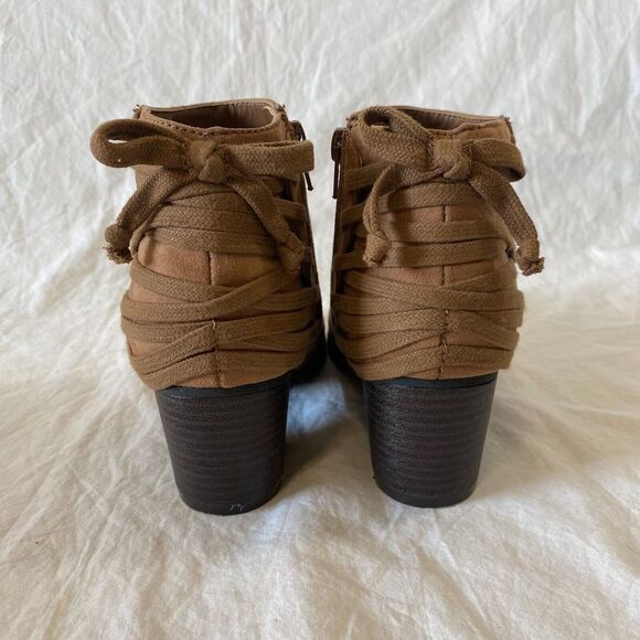 Indigo Rd. Western Boho Tan Suede Round Toe Womens Ankle Booties Size 6.5M - Picture 7 of 10